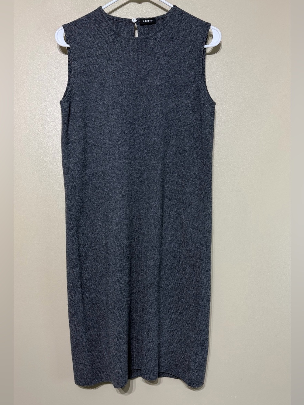 Akris Cashmere Ribbed Knit Luxurious Sleeveless Shift Dress